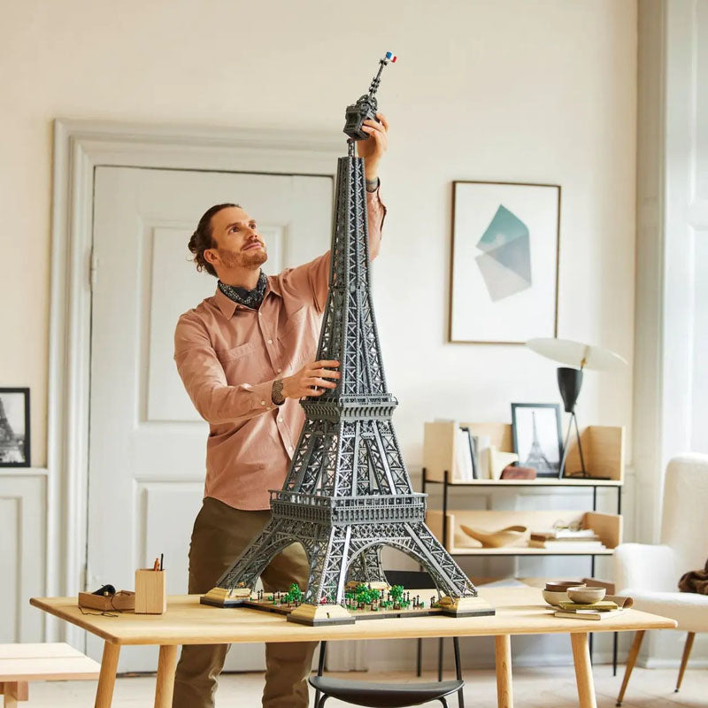 Torre Eiffel +10001 pezzi.