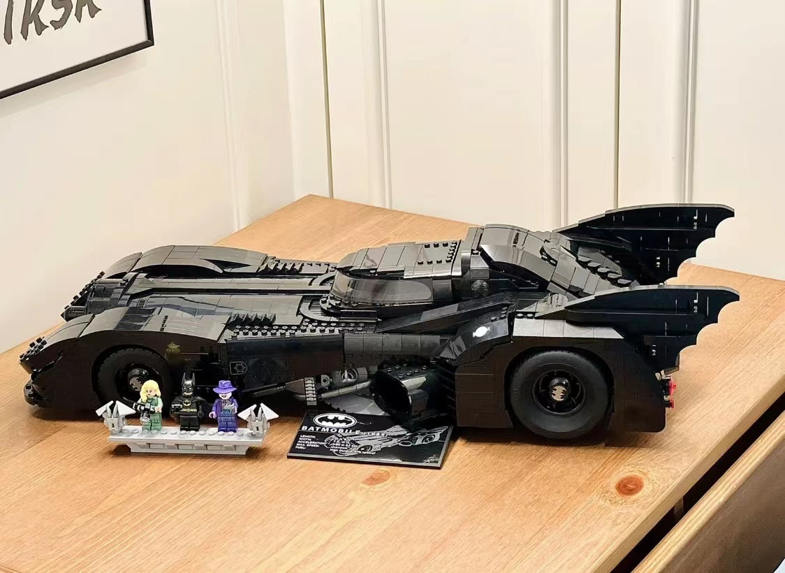 DC Batman Batmobile: Caza de Batman vs. The Joker