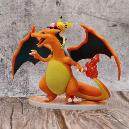 Figura Charizard con Ash y Pikachu 16cm